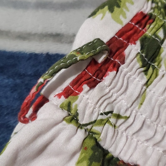 Rose Dress - Picture 4 of 7